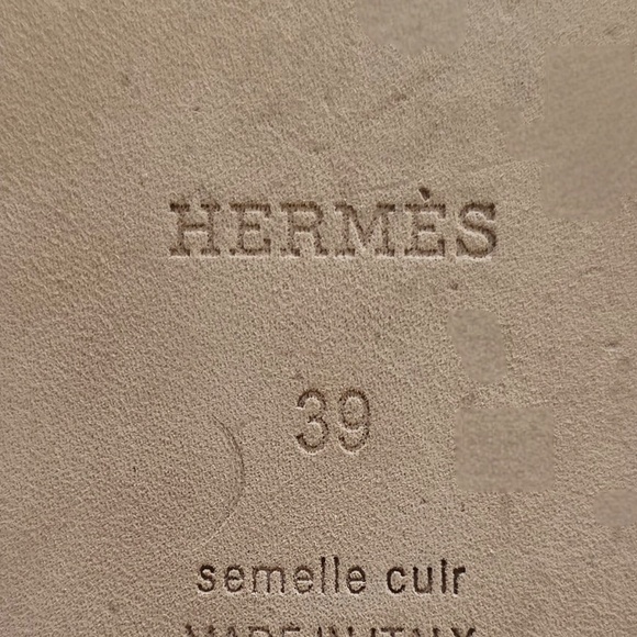 Hermes Oran sandals in soft pink - Picture 5 of 5